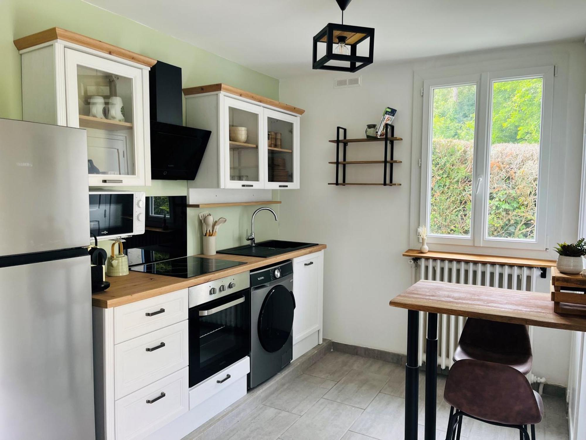 Vila Les Volets Bleus Parmain Exteriér fotografie
